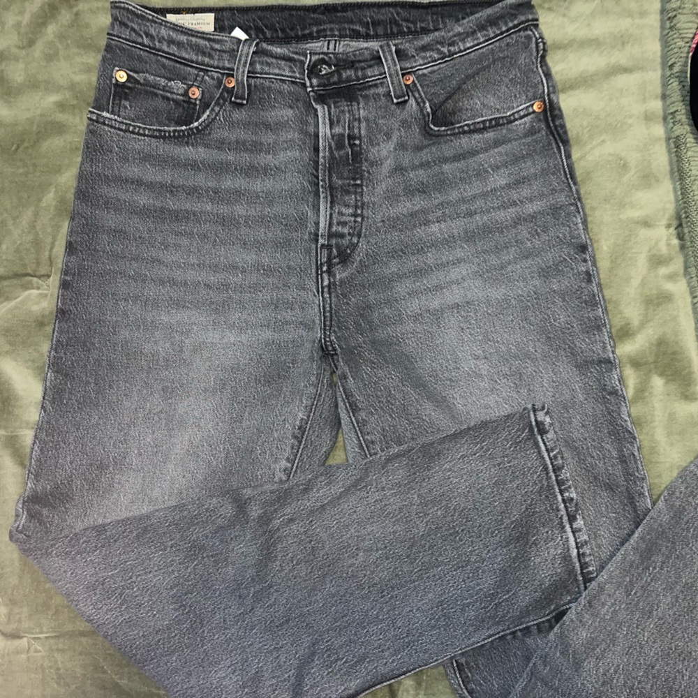 Levi's women’s Gray Jeans